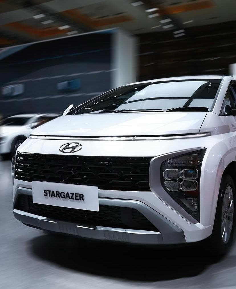 Image of Hyundai Stargazer